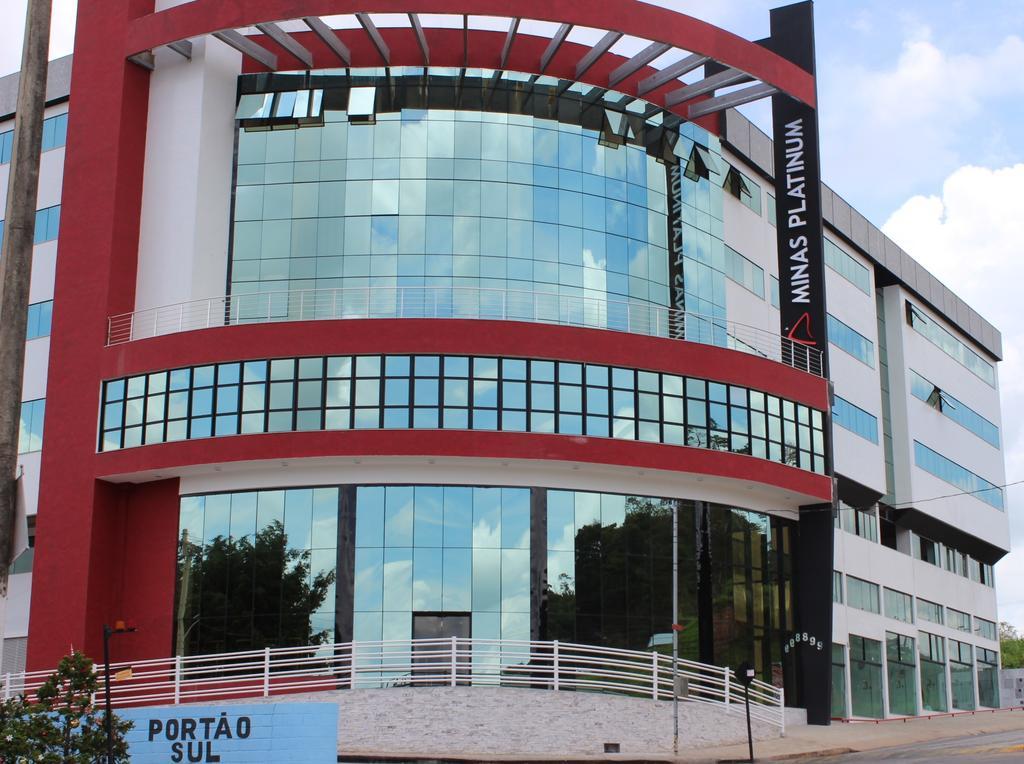 Minas Platinum Hotel & Convention Conselheiro Lafaiete Exterior photo
