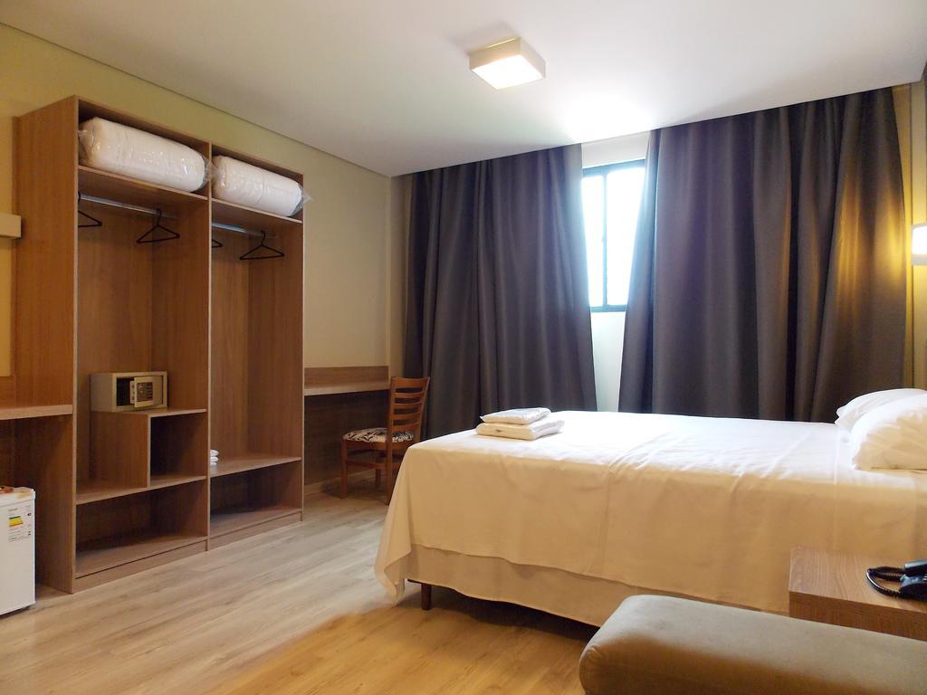 Minas Platinum Hotel & Convention Conselheiro Lafaiete Room photo