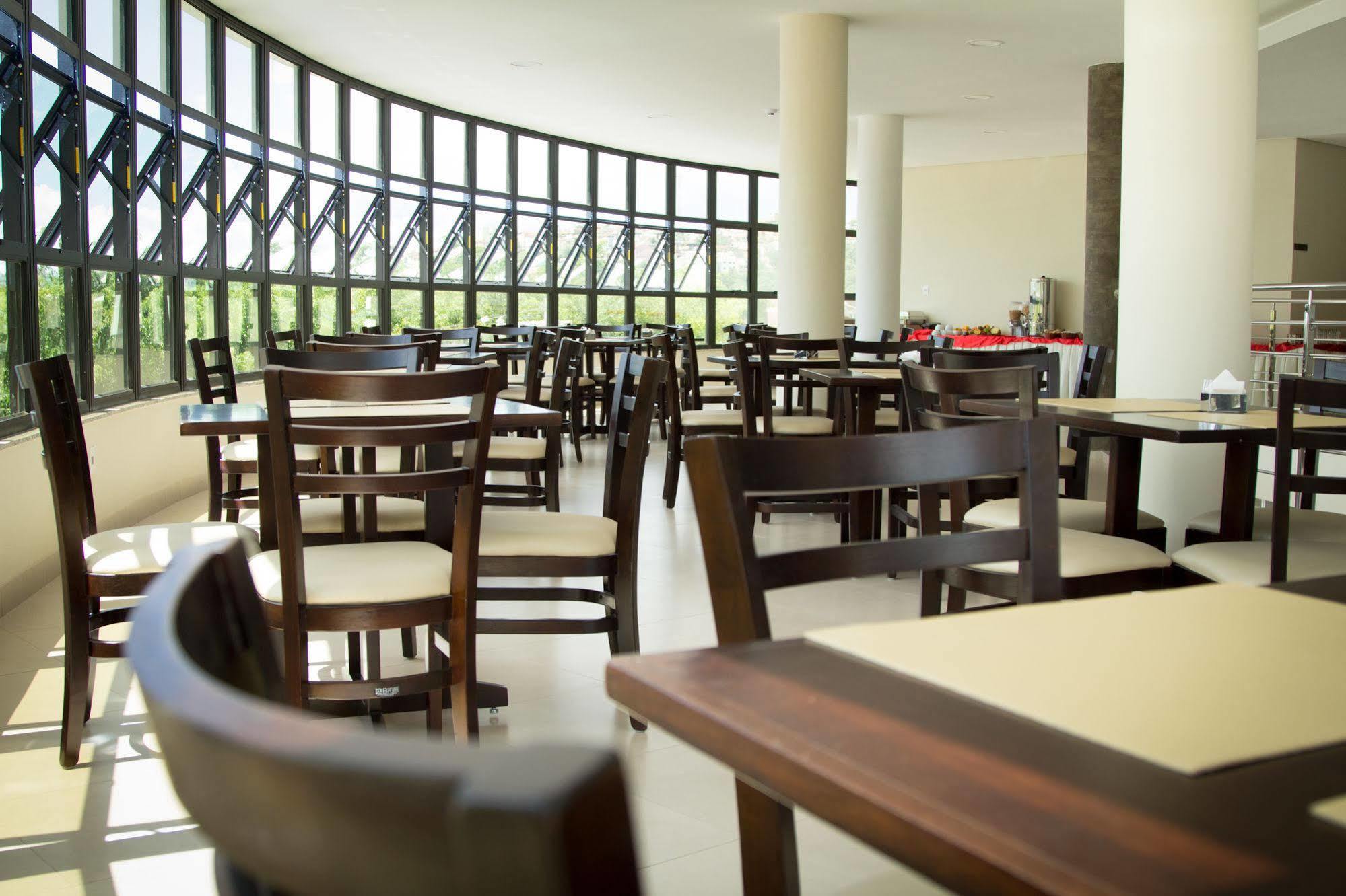 Minas Platinum Hotel & Convention Conselheiro Lafaiete Exterior photo